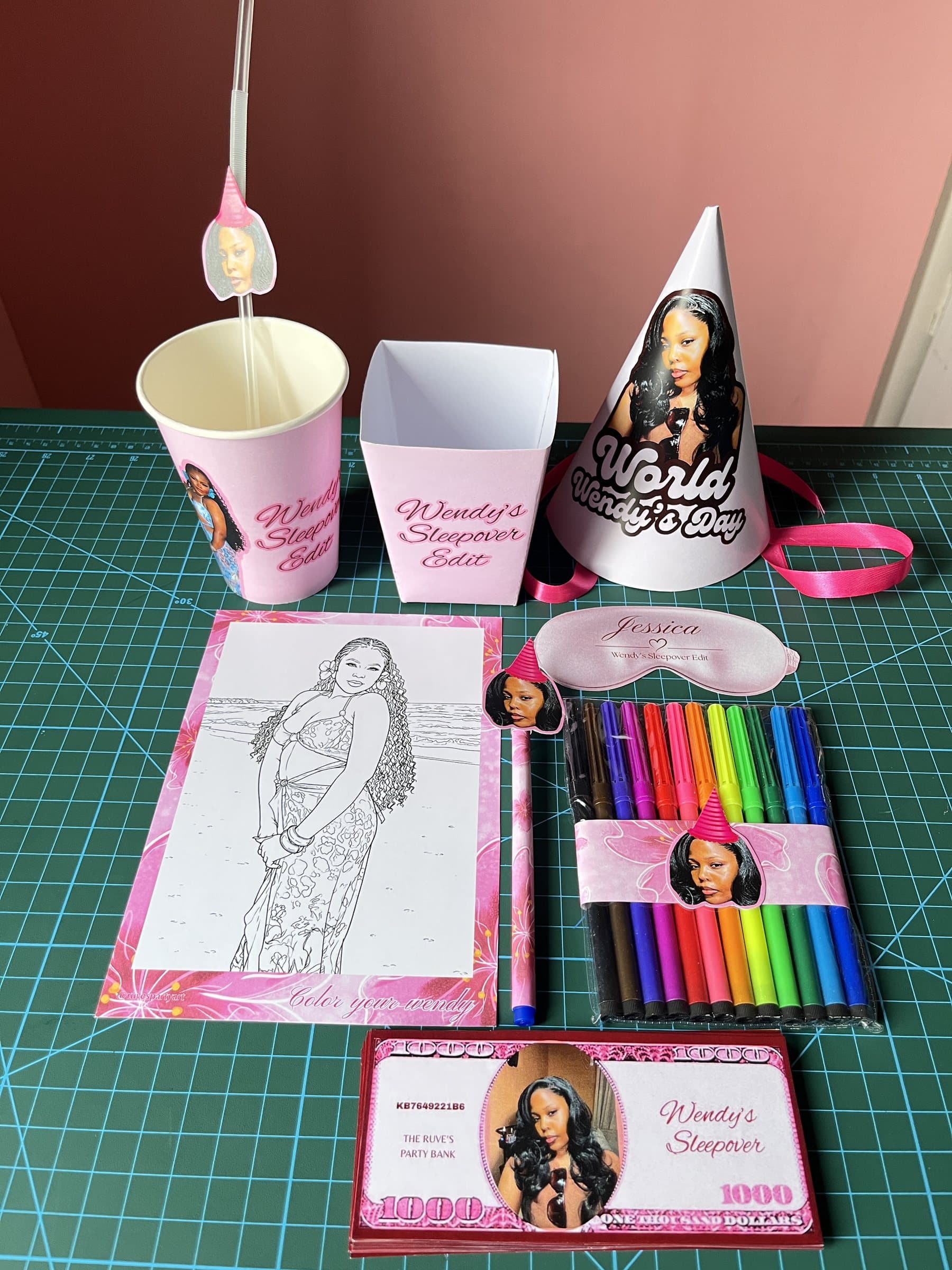 Complete personalised party favour kit